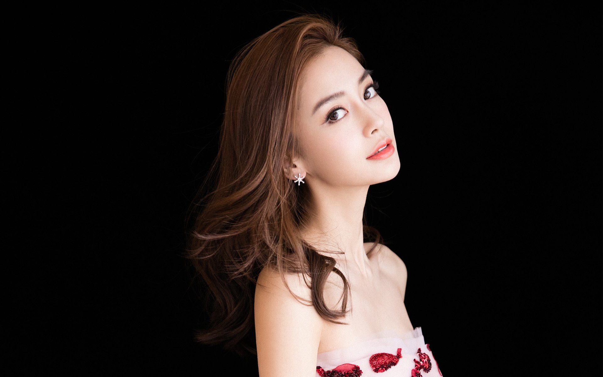 东方尤文碾碎西方铁蹄，李刚仁让足球回归古老预言