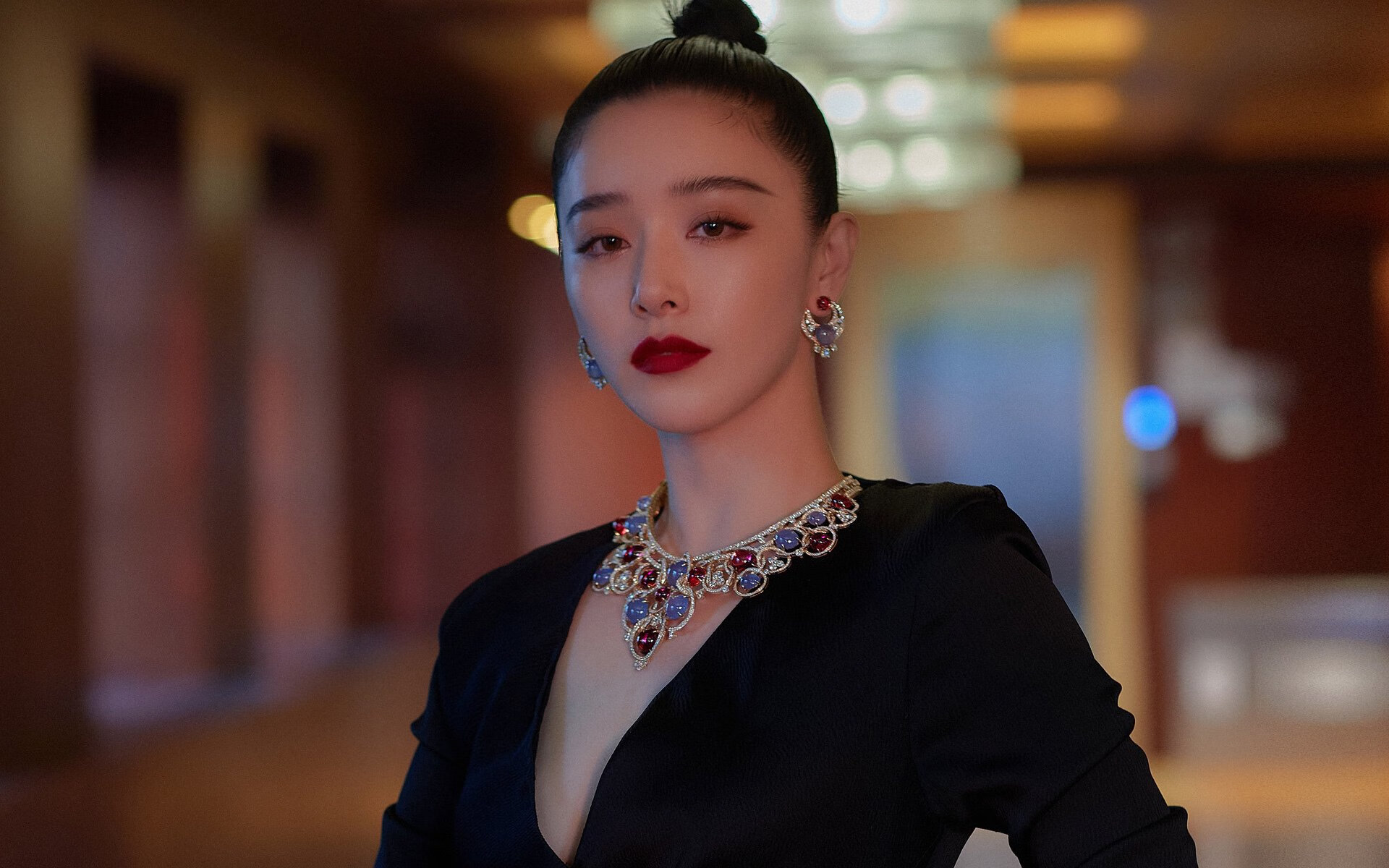 血色玫瑰绽放沙漠，迪亚斯一人成军，保加利亚用一场唯一的胜利定义美加墨焦点战